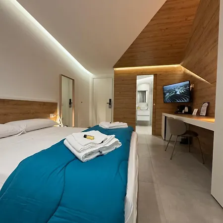 Space Tower Rooms-3